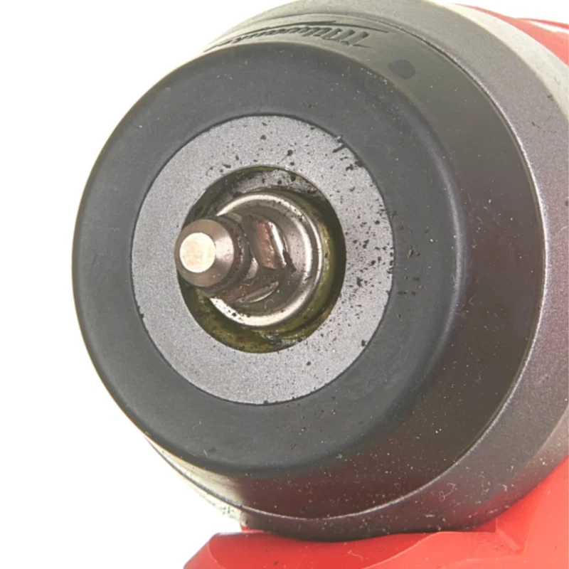 Pistola Impacto Milwaukee 1_4_ 136Nm + 2 baterias 2Ah + carregador - 2