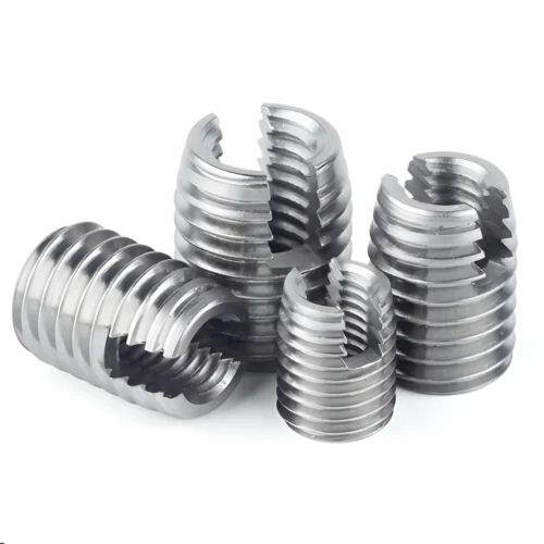 Saco 10 insertos auto-roscantes M8x1,25x15mm