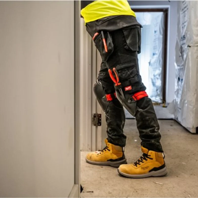 Bota de Segurança Flextred™ Castanha S3S 1M171311 ESD FO SR (1)