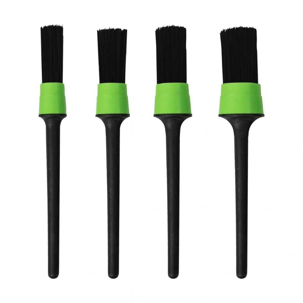 Kit de 4 Pincéis de Detalhe Automóvel 4 em 1 - JBM