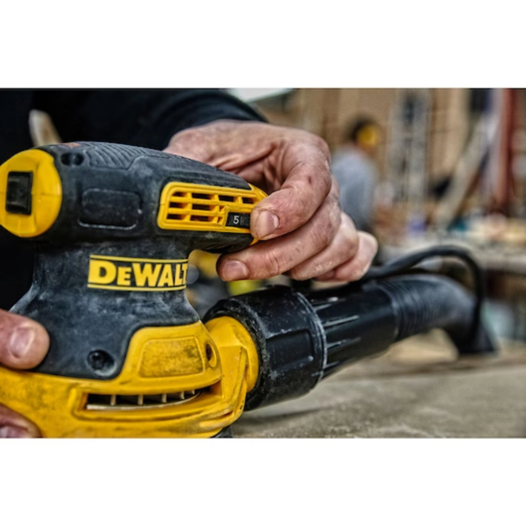 Lixadora Rotorbital 125mm 280W 12.000 opm - DeWALT - 9