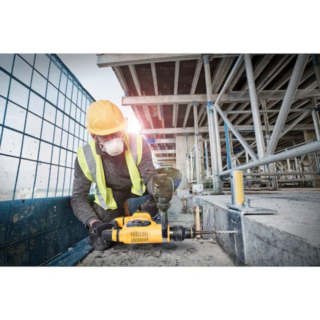 Martelo Demolidor 6kg 1050W - DeWALT - 2