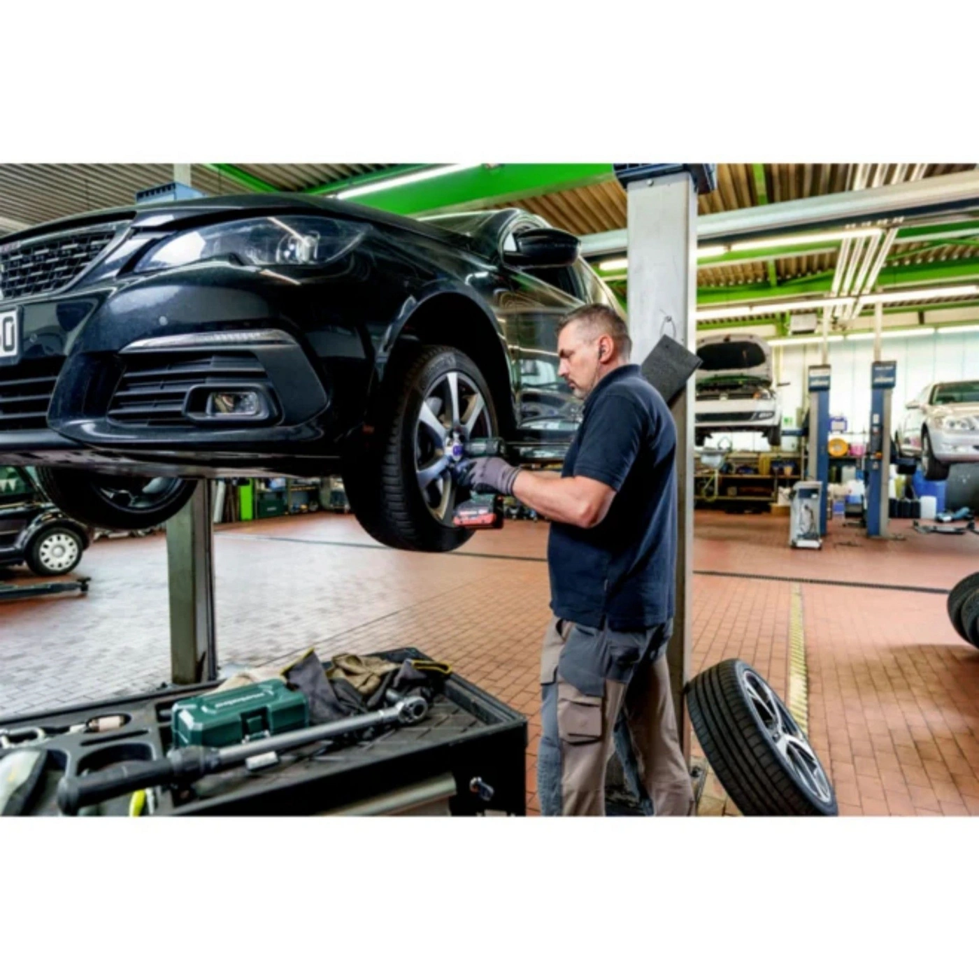 Chave de Impacto sem Fio SSW 18 LTX 550 BL - Metabo 3