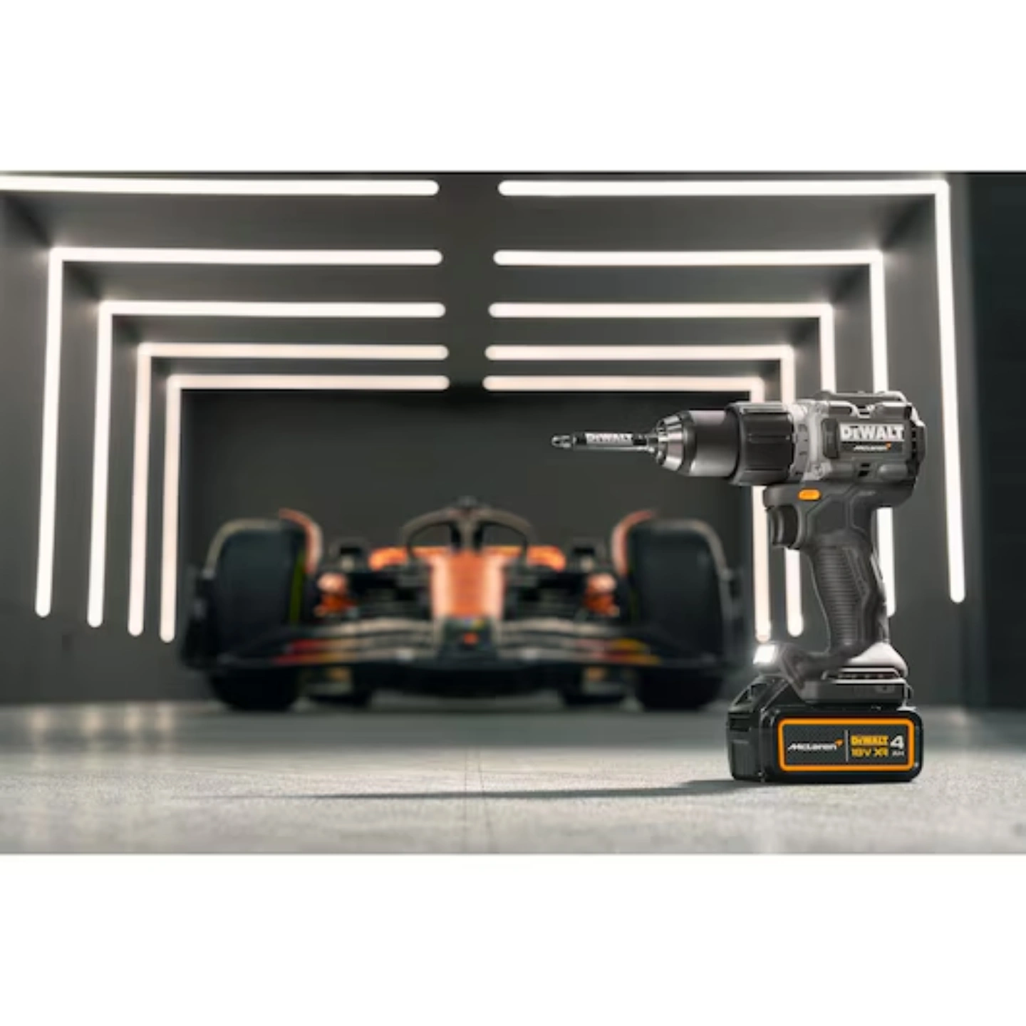 Berbequim Aparafusador McLaren 18V com 2 baterias e mala TSTAK - 11