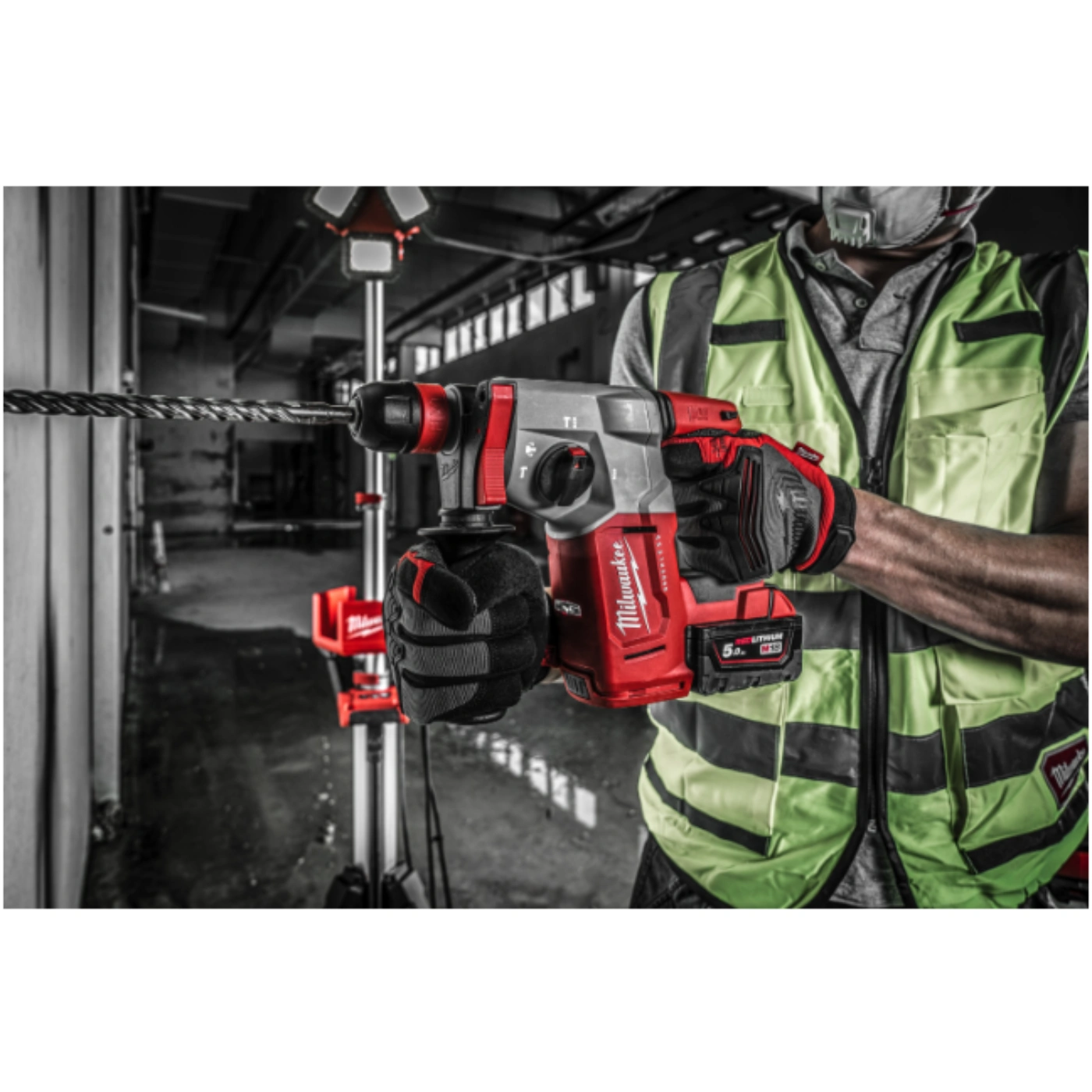 Martelo SDS-Plus M18™ FIXTEC™ – Milwaukee 13