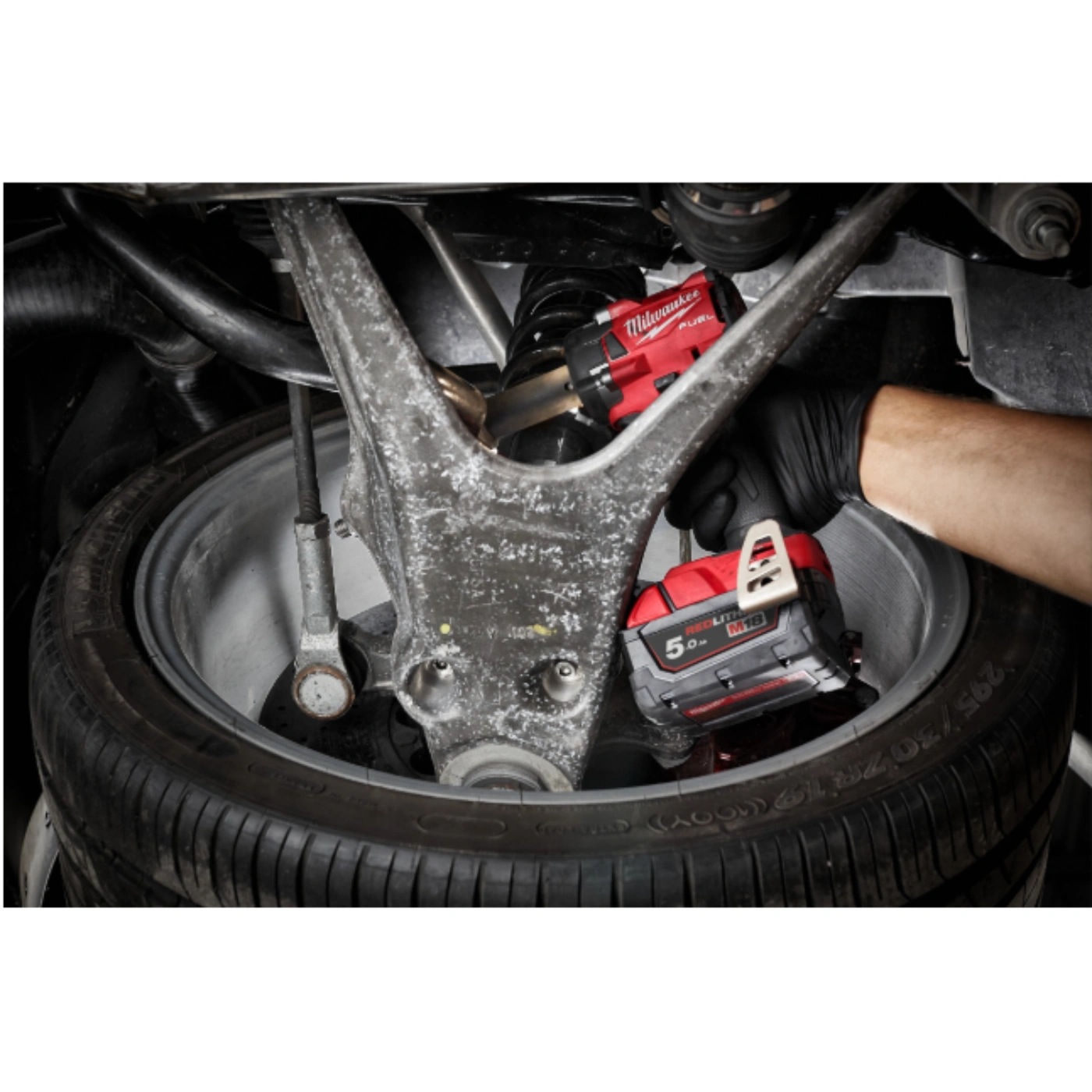 Chave de Impacto Compacta M18 FUEL™ ½″ com Anel – Milwaukee 6