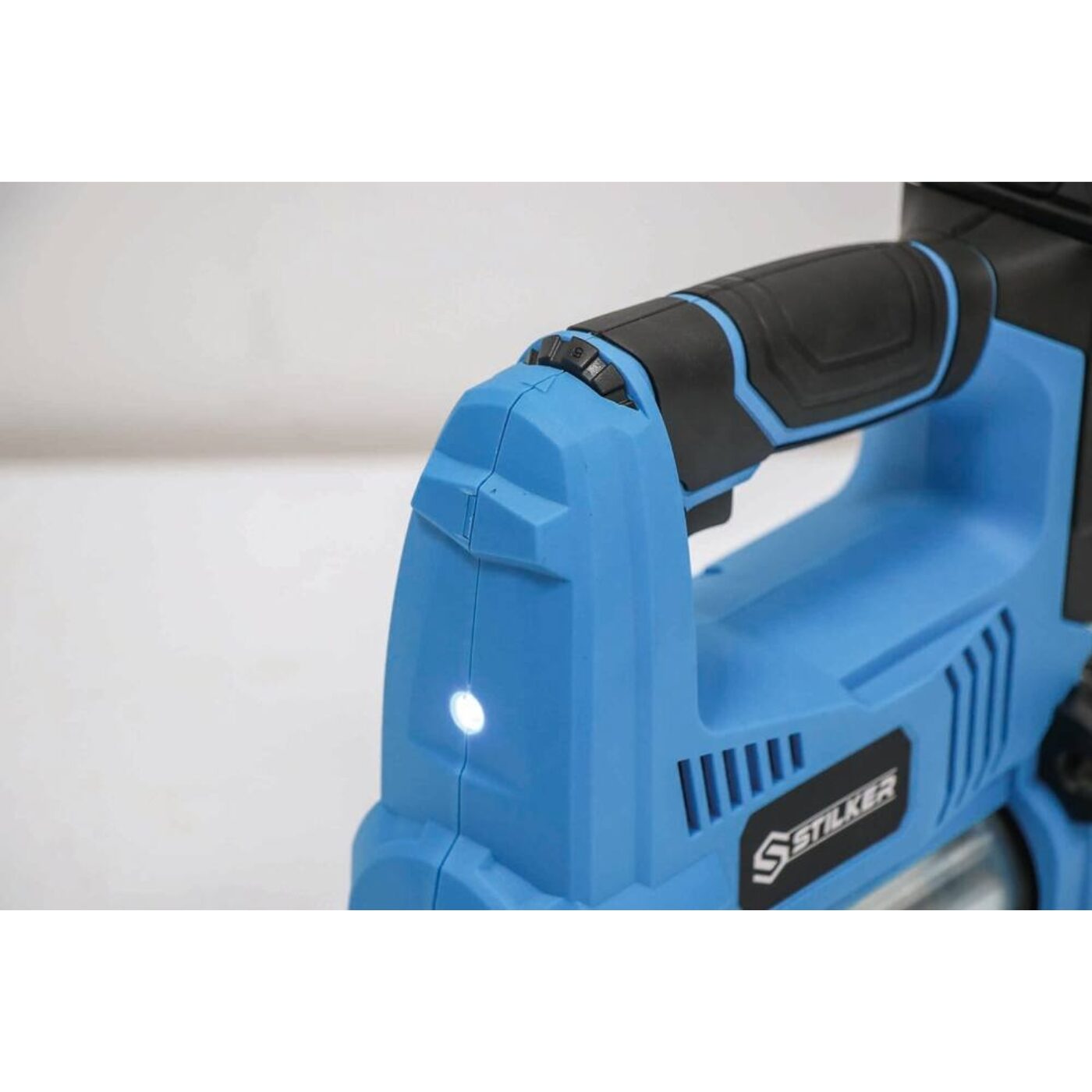 Bomba de Lubrificação com Mala + Carregador e Bateria 18v 3